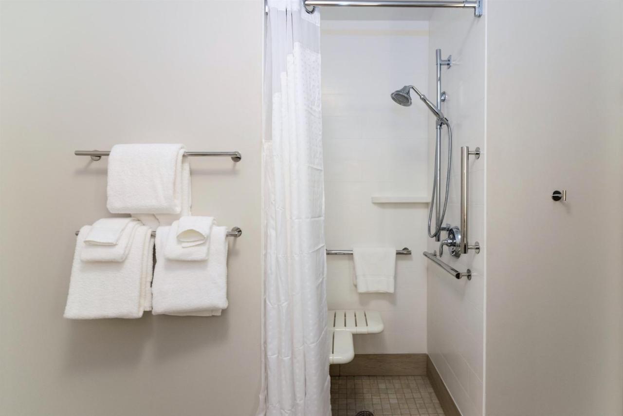 Holiday Inn Express & Suites Allen Park By Ihg Экстерьер фото