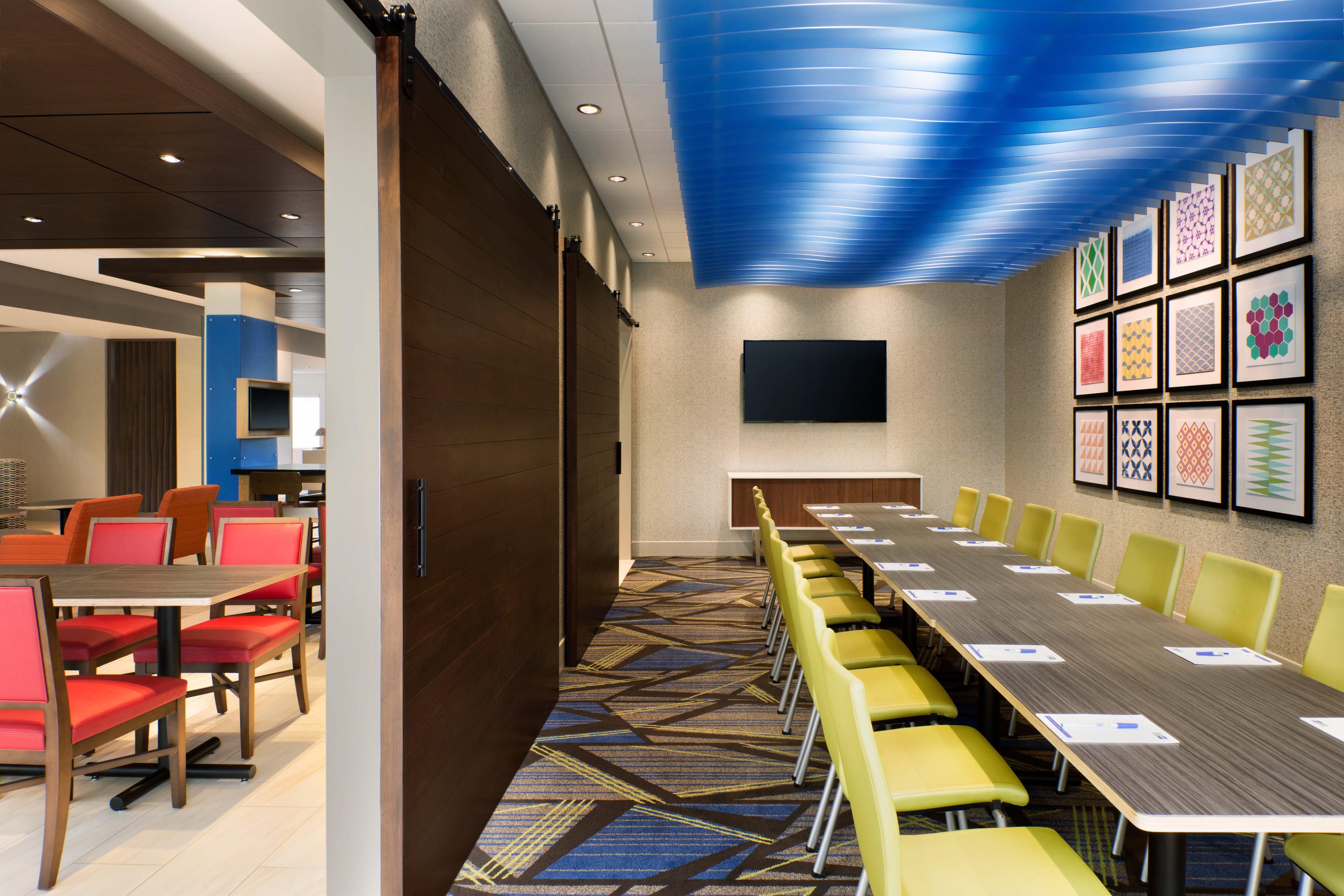 Holiday Inn Express & Suites Allen Park By Ihg Экстерьер фото